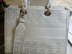 -会麦二手奢侈品包包手表回收寄卖(杨浦店)