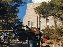 -黄山光明顶山庄