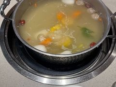-四点金粥底火锅(沂州里店)