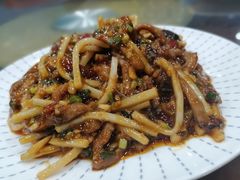 鱼香肉丝-椒香川流不息川菜馆(二七北路店)