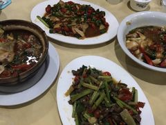 -南雄雄州土菜餐厅(粤北大厦店)