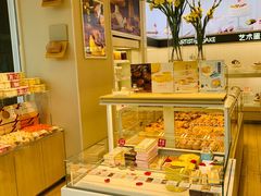 面包甜点陈列柜-好利来(高新枫叶广场店)