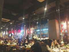 大堂-么肆烤肉·中式自助·烤肉大排档(街道口季佳PAI店)