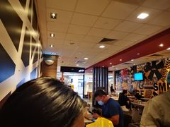 -麦当劳(汉口火车站候车室店)