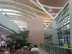 -星巴克(浦东机场T2到达店)