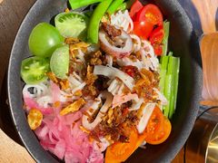 曼谷凉拌海鲜米粉-SHAN山(前滩太古里店)