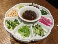 老北京炸酱面-尹三豆汁(前门旗舰店)