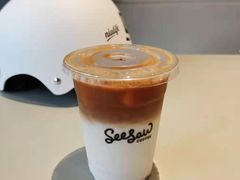 丛林茶椰拿铁-Seesaw Coffee(上生新所店)