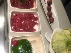 -海底捞火锅鲜切牛肉主题店(长寿路店)