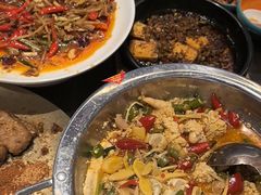 -川流不息·地道川菜·小龙虾(松东路店)