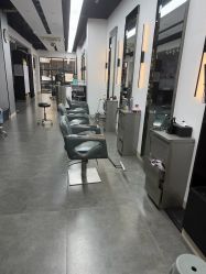 -BM造型·烫染专业店