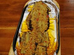 茄子-老东镇啤酒屋海鲜加工·蒸汽海鲜·海鲜烧烤(台东店)