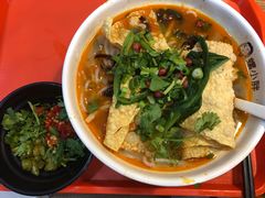 -螺小胖柳州螺蛳粉(钟楼总店)