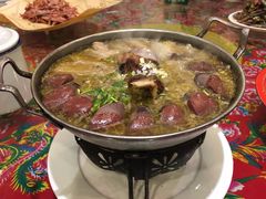 杀猪菜-闯关东东北农家菜(崂山石老人店)