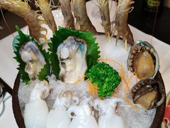 -红鼎豆捞·非遗鲍皇汤火锅(宝丰路店)