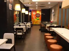 -东方既白(黄兴路大润发店)