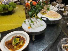 -半岛翡丽海鲜自助餐厅(观风亭店)