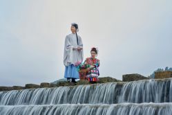 -芭莎视觉婚纱摄影(花溪店)