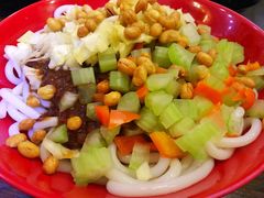 -辣风芹酱香米粉(新疆炒米粉软件园店)