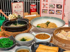 -馋三尺蟹粉小笼(人民广场店)