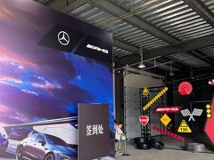 -天津波士信达奔驰4S店(卫津南路店)