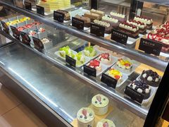-红跑车蛋糕世界(网巾市店)