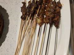 牛小串-九府羊·鲜羊火锅·烤串(新华路店)