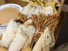 -菌彩云南野生菌火锅(呈贡七彩云南第壹城店)