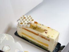 野蜂飞舞Montelimer-CA Patisserie法式甜品咖啡(恒隆广场店)