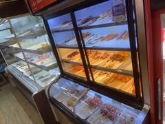 -哈尔滨小酒馆·鲜肉现穿自助烧烤(康新花园店)
