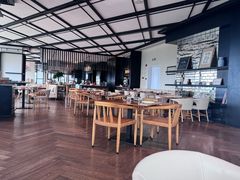 -瑰丽酒店·海吧·天际下午茶·现场DJ·天台酒吧