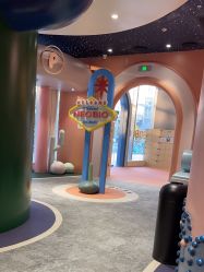 -奈尔宝家庭中心·亲子餐厅(前滩店)