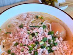 老衡阳碎肉粉-俏张飞杀猪粉(敏捷广场店)