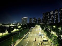 -南京眼步行桥