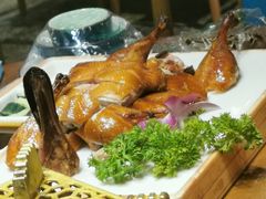 -老滇山寨•云南特色菜•地方菜•民族风情歌舞表演(金碧店)