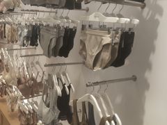 -CHARLES & KEITH(青岛万象城店)