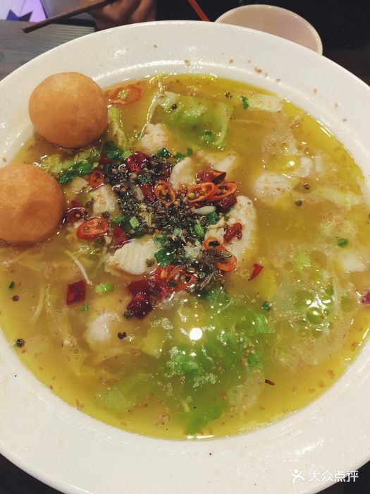 冯勺子鱼鱼鱼面(高新万达金街店)藤椒鱼面图片 - 第1张