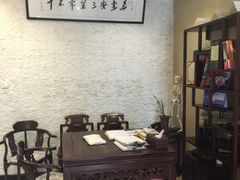 -莱蔻·圣灸堂·推拿艾灸(天山店)