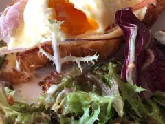 -ROAST coffee & eatery