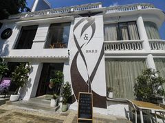 -Mark&Mars Restaurant