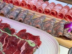 -热火朝天鲜切牛肉火锅(南强街巷店)