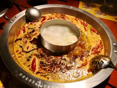 成都老妈蹄花鸳鸯锅-谭鸭血老火锅(龙湖宝山天街店)