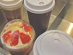 -喜茶(北京华贸购物中心店)