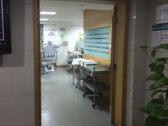 -浙江大学医学院附属口腔医院湖滨（延安）院区