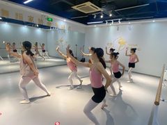 -艺熠舞蹈口才主持表演艺术中心(爱琴海校区)