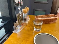 -西语炭烧牛排·西厨(石龙店)