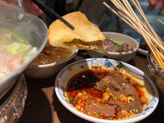 -肖四女乐山跷脚牛肉(南汇大学城生活广场店)