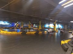 -极限PLAY运动娱乐新世界·团建派对潮玩休闲馆·室内蹦极高空游乐园