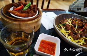 Braised Chicken Feet in Soy Sauce