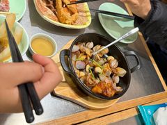 -潮界(LU·ONE凯德晶萃广场店)